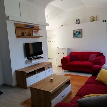 Apartments Hana Goveđari Eksteriør billede