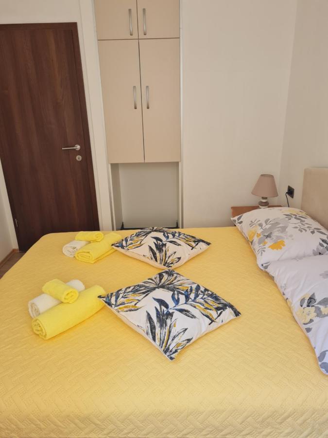 Apartments Hana Goveđari Eksteriør billede