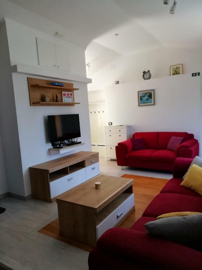 Apartments Hana Goveđari Eksteriør billede